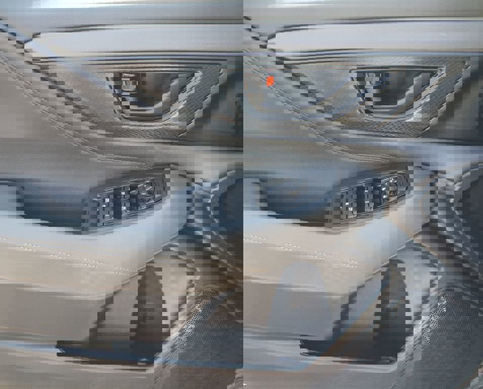 Used 2025 Subaru Outback Wilderness image 30