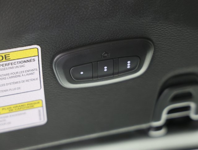 Used 2022 Jeep Wrangler Unlimited Sahara image 22