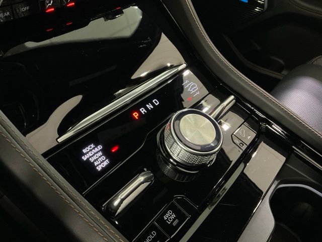 Used 2024 Jeep Grand Cherokee L Summit image 20