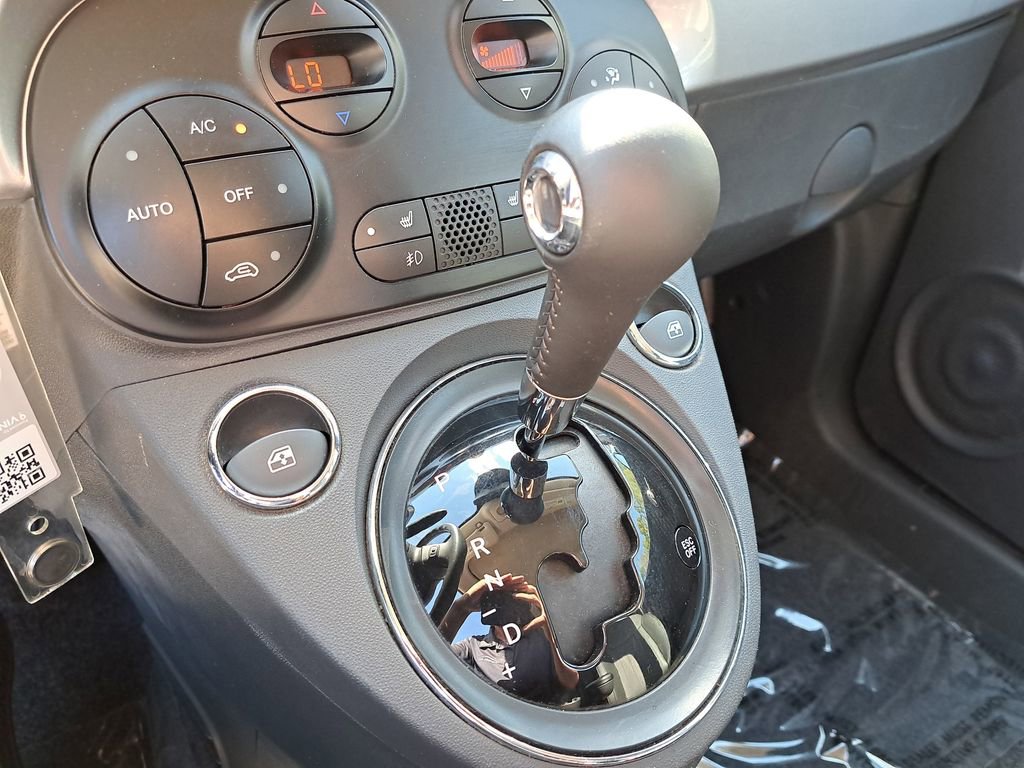 Used 2017 FIAT 500 Lounge image 18