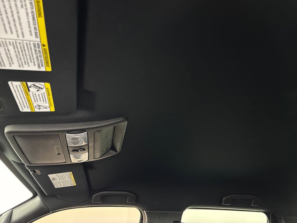 Used 2023 Nissan Frontier PRO-4X w/ Technology Package image 24