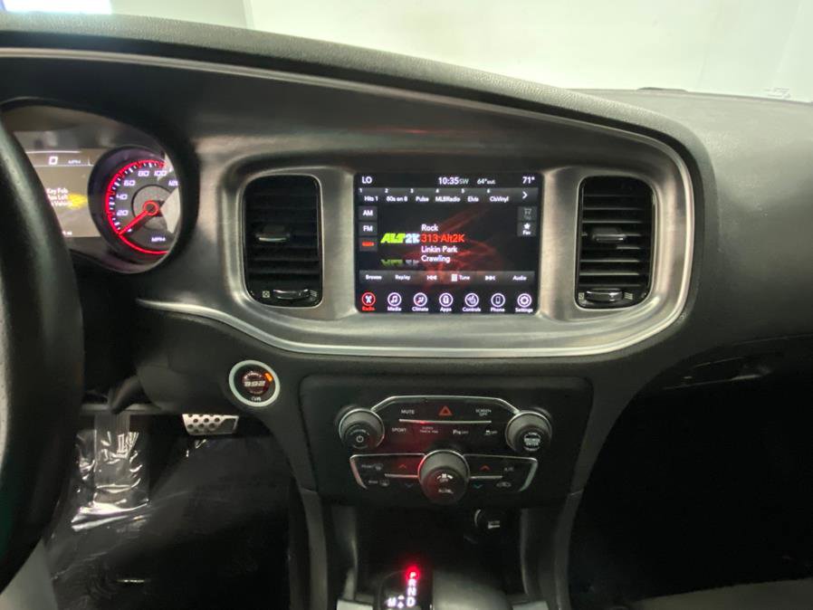 Used 2017 Dodge Charger R/T image 26