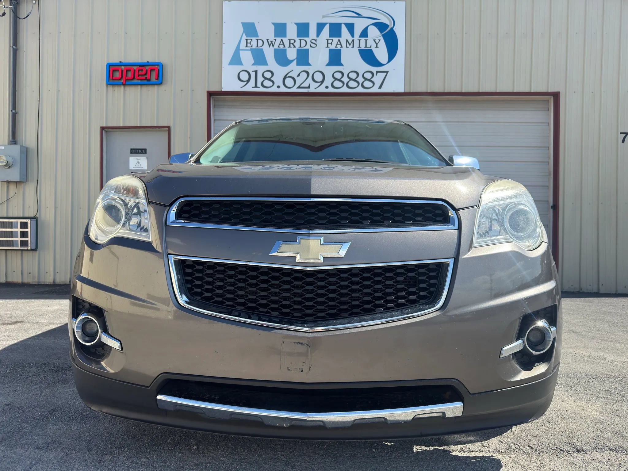 Used 2011 Chevrolet Equinox LTZ w/ LPO, Protection Package AWD/4WD image 4