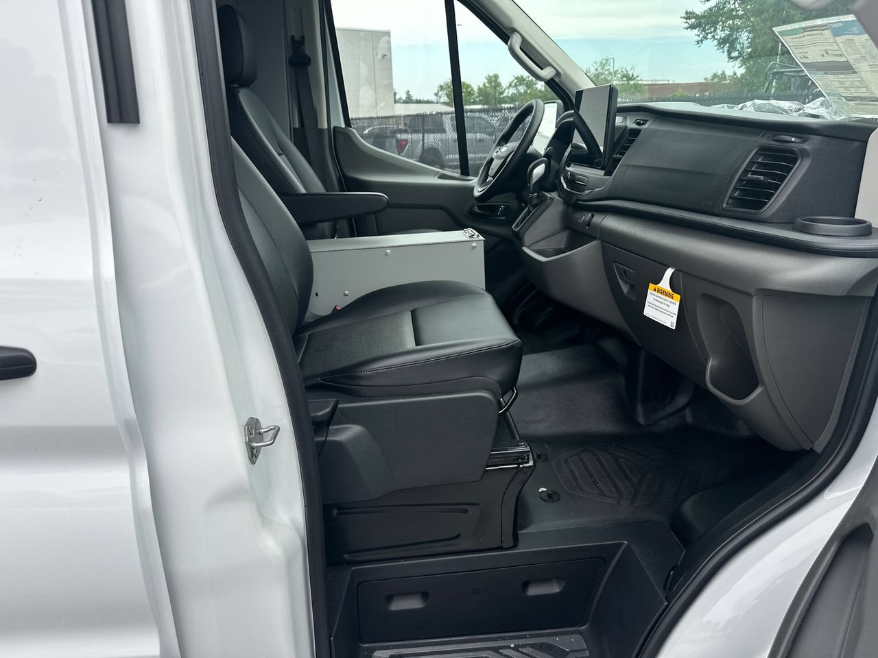 New 2026 Ford Transit 250 148 Medium Roof w/ Load Area Protection Package RWD image 14
