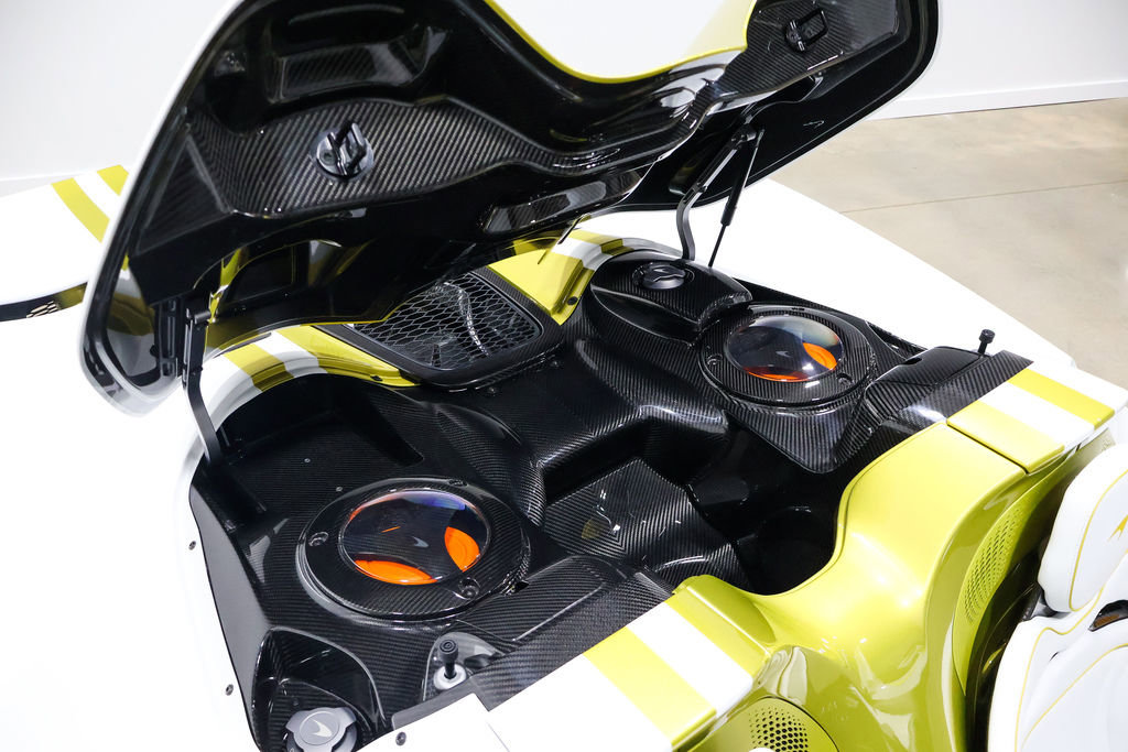 Used 2021 McLaren Elva RWD image 53