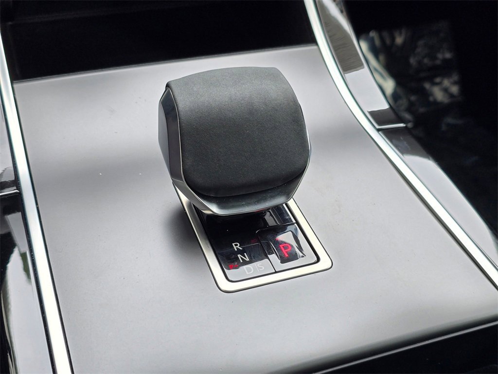 Used 2024 Land Rover Range Rover Evoque Dynamic SE image 15