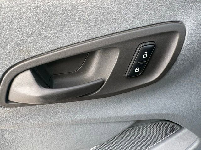 Used 2018 Ford Transit 350 XLT image 10