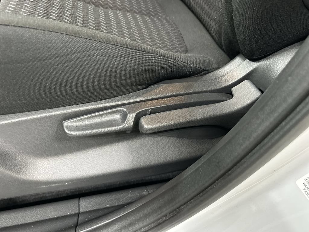 Used 2024 Mitsubishi Eclipse Cross LE AWD/4WD image 10
