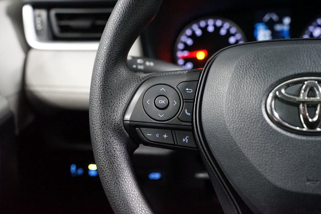 Certified 2022 Toyota RAV4 XLE w/ Convenience Package image 14