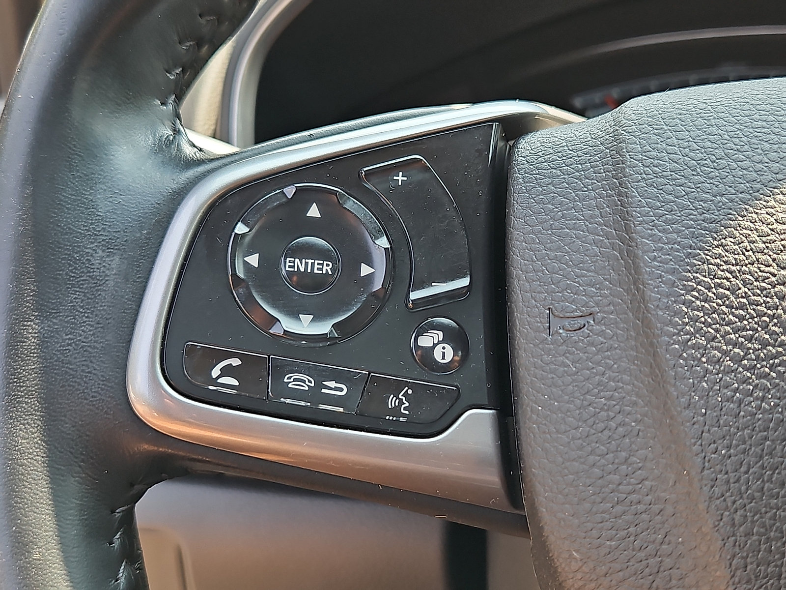 Used 2020 Honda CR-V EX-L image 22
