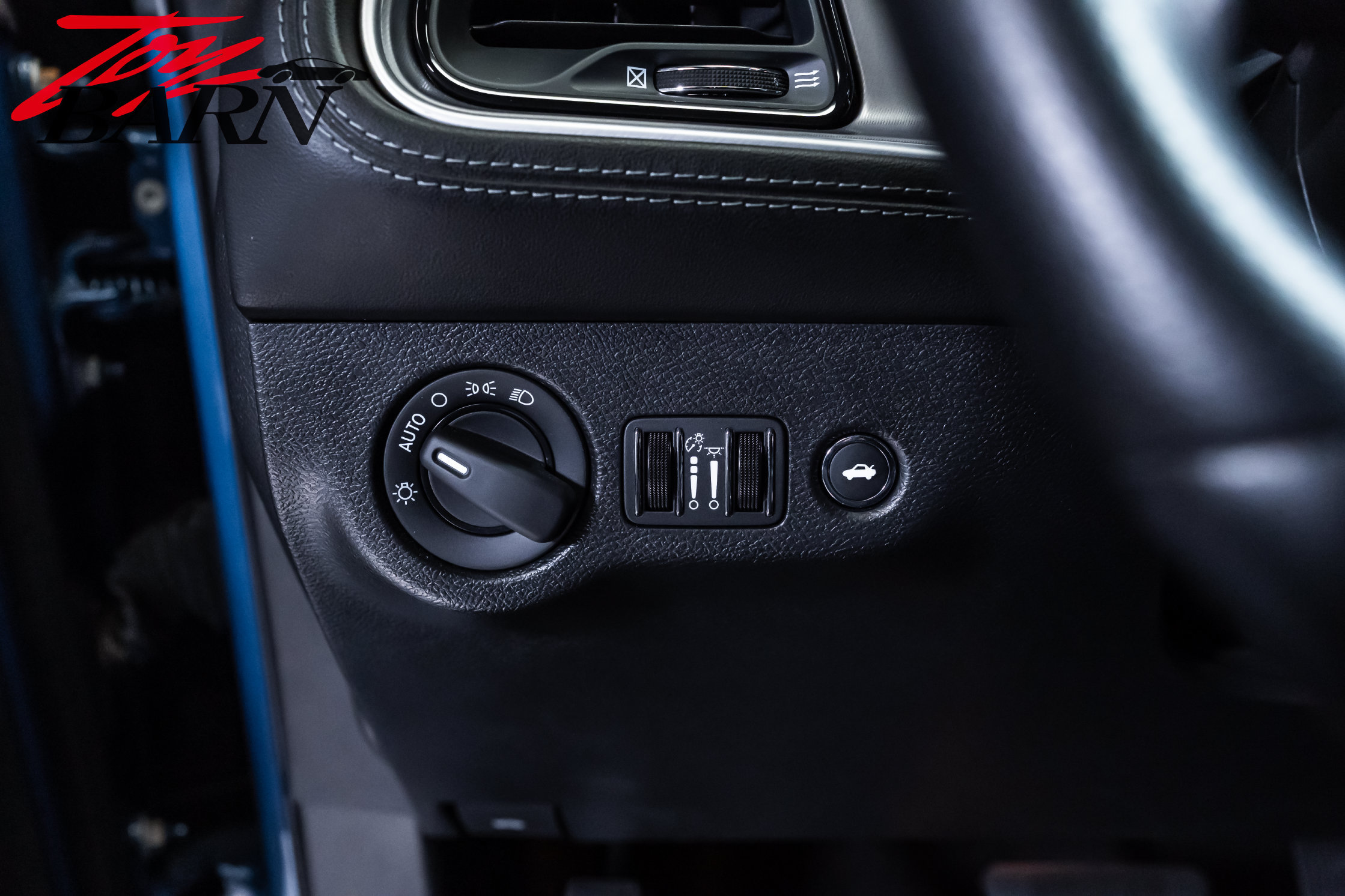 Used 2021 Dodge Challenger R/T Scat Pack RWD image 27