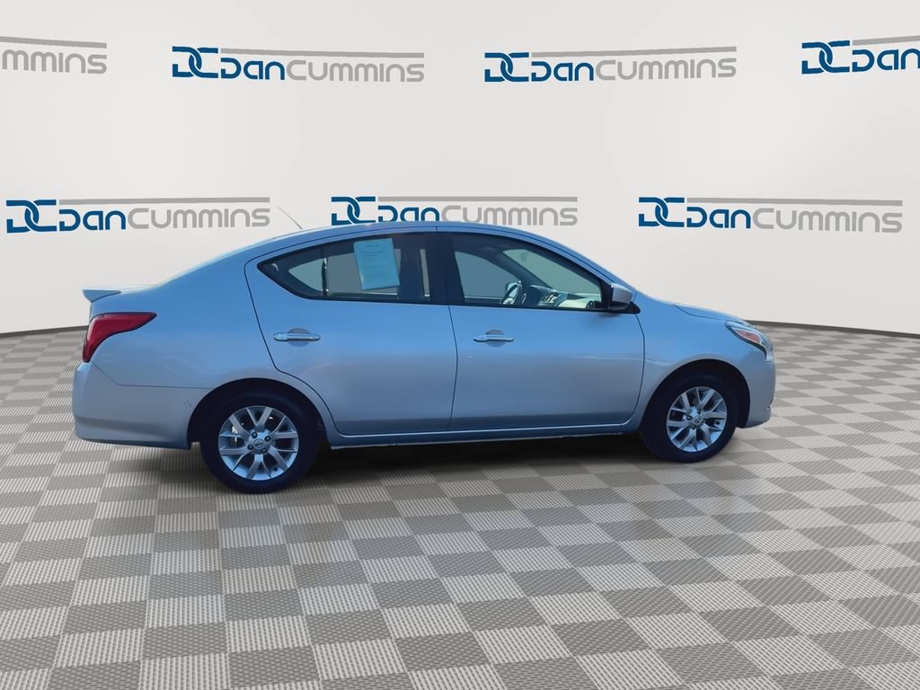 Used 2018 Nissan Versa SV w/ SV Special Edition Package FWD image 9