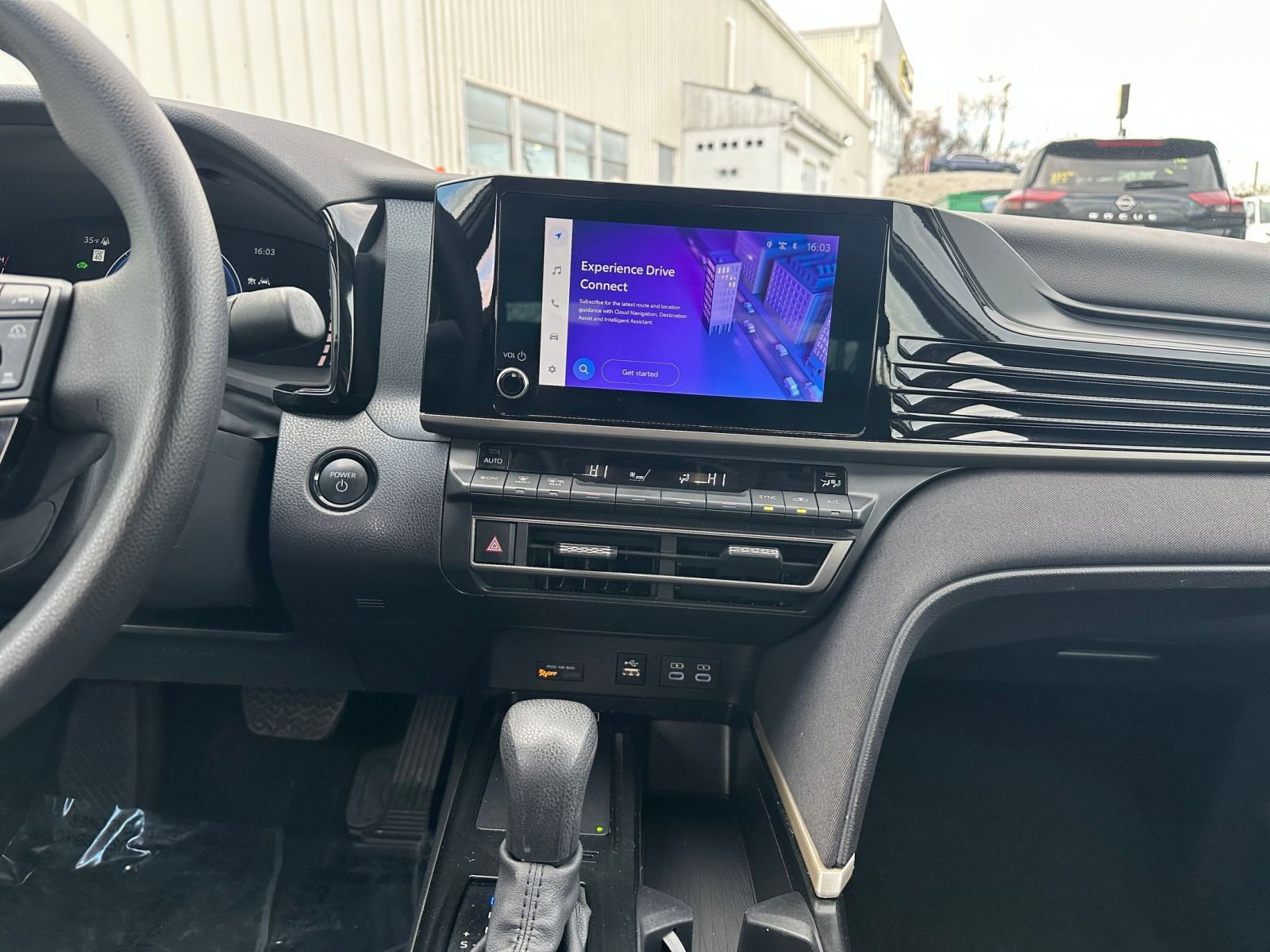 Used 2025 Toyota Camry LE image 18