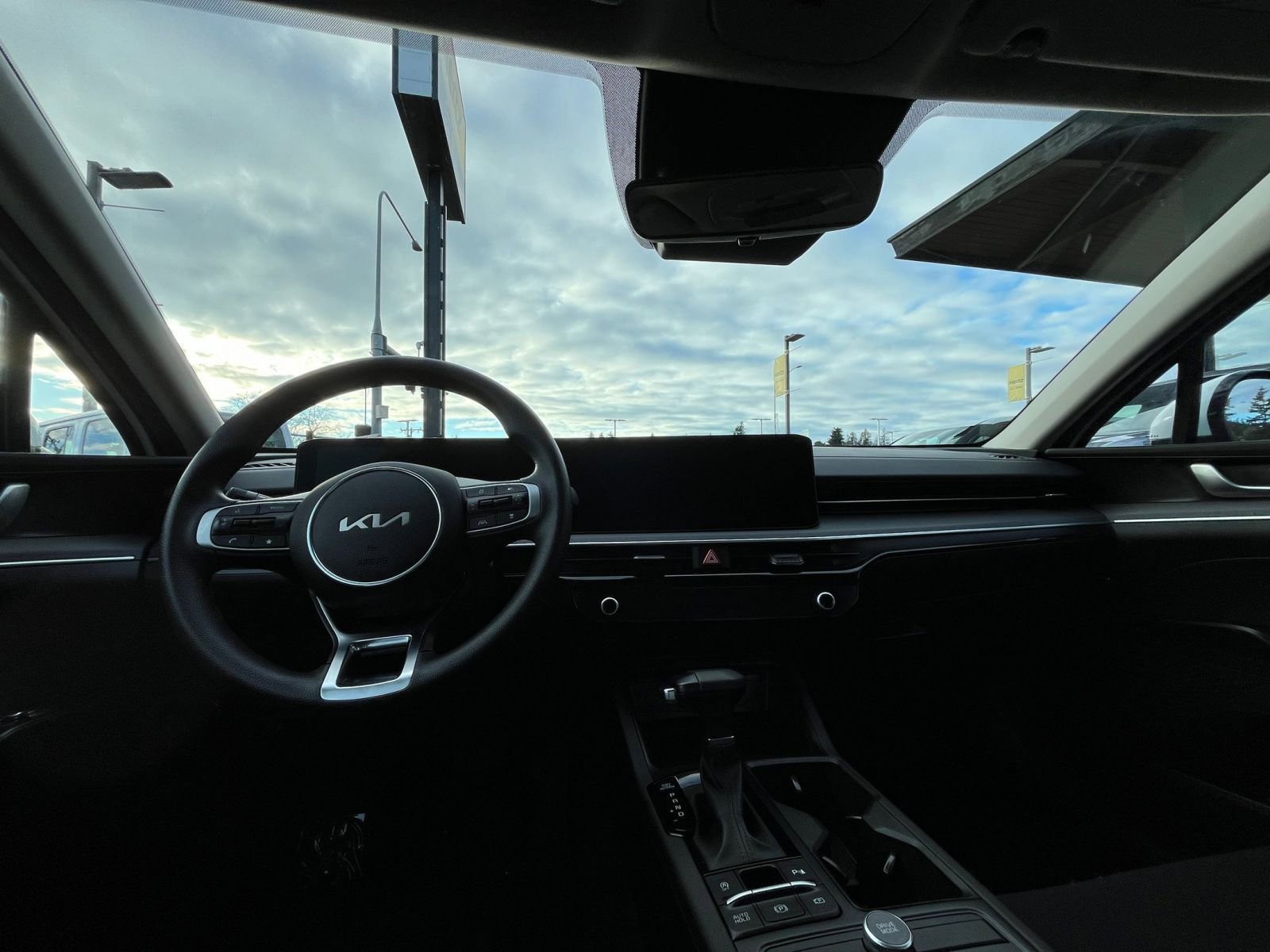 Used 2025 Kia K5 LXS image 34