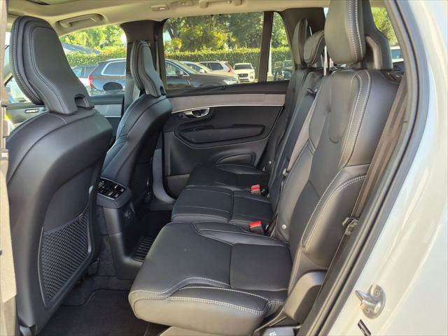 New 2026 Volvo XC90 T8 Ultra w/ Protection Package AWD/4WD image 12
