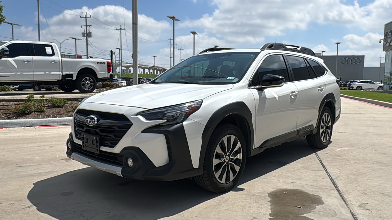 Used 2024 Subaru Outback Limited AWD/4WD image 3
