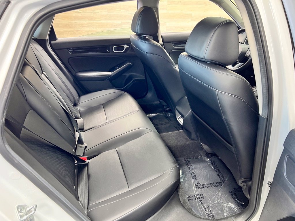 Used 2024 Honda Civic Touring image 17