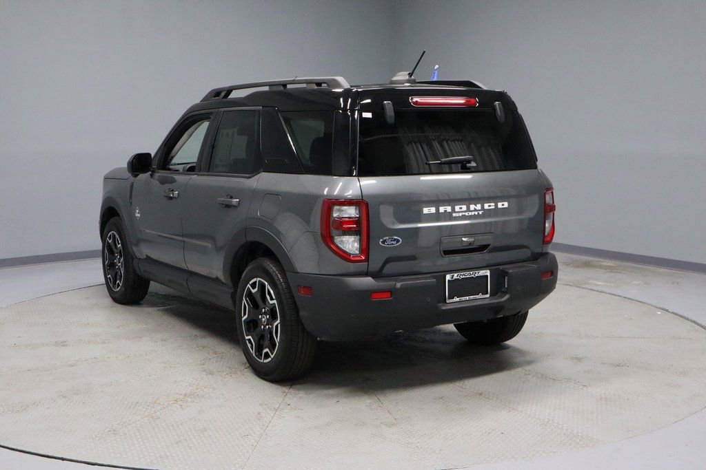 Certified 2025 Ford Bronco Sport Outer Banks w/ Outer Banks Tech Package+ image 11