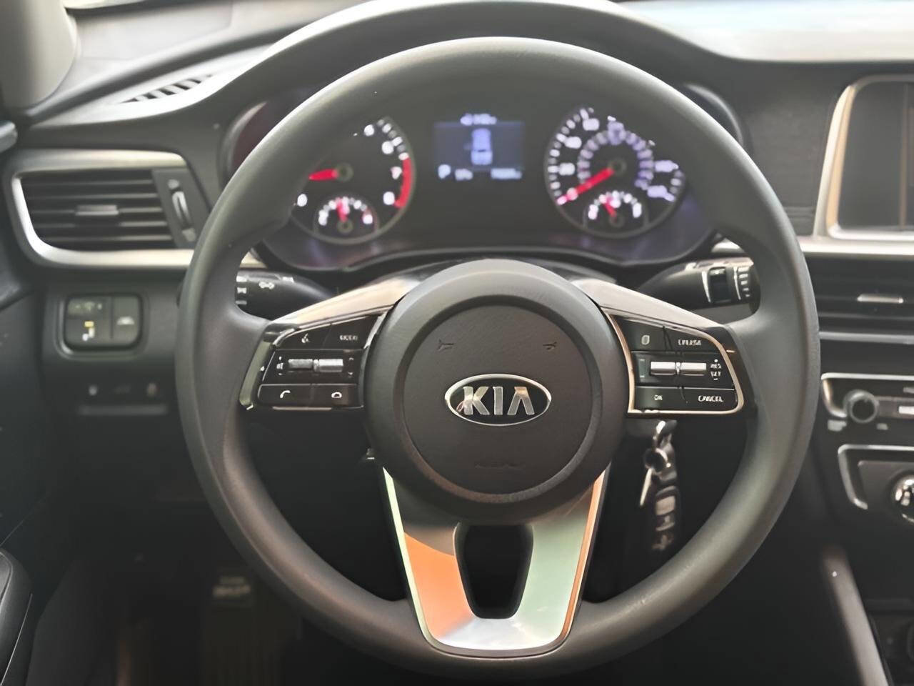Used 2020 Kia Optima LX image 18