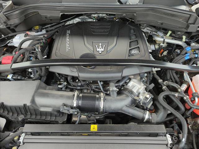 Used 2025 Maserati Grecale Modena image 23