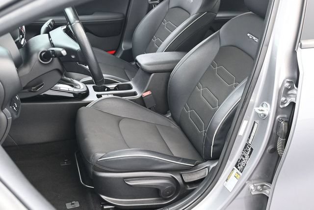 Used 2023 Kia Forte GT-Line w/ GT-Line Technology Package FWD image 10