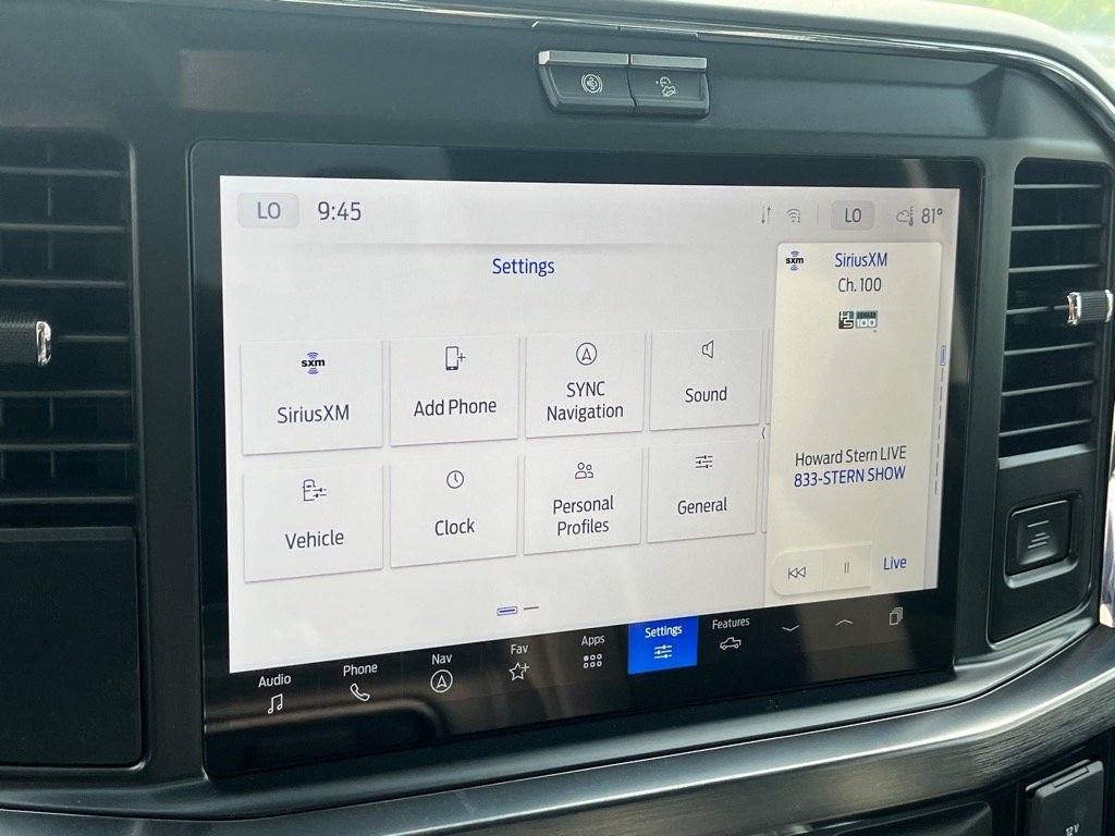 New 2025 Ford F250 Lariat w/ Black Appearance Package image 18