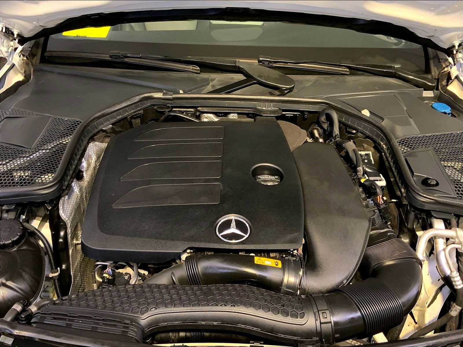 Used 2019 Mercedes-Benz C 300 4MATIC Sedan image 32