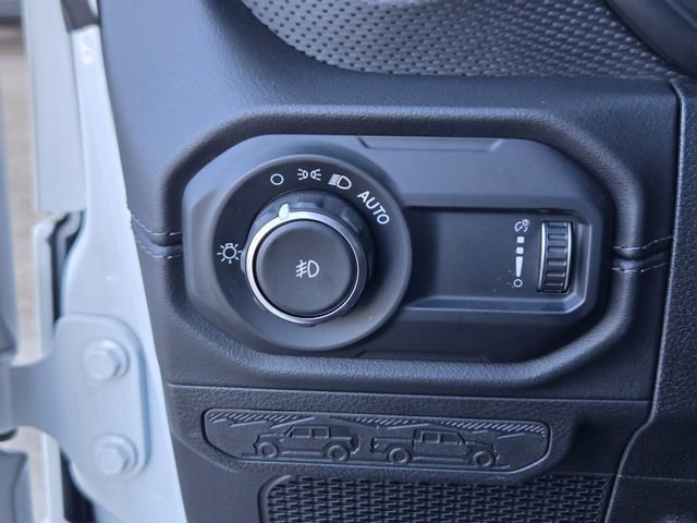 Used 2024 Jeep Wrangler Unlimited Rubicon image 22