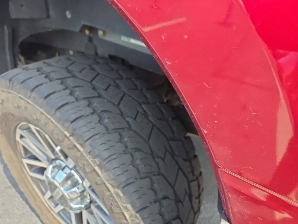 Used 2018 Ford F250 Lariat w/ Lariat Ultimate Package AWD/4WD image 9