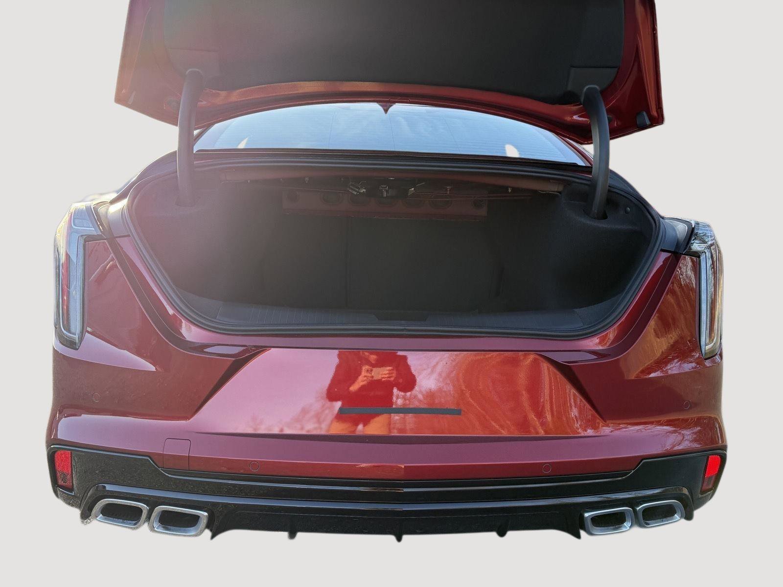 New 2026 Cadillac CT4 V w/ LPO, ONYX Package image 10