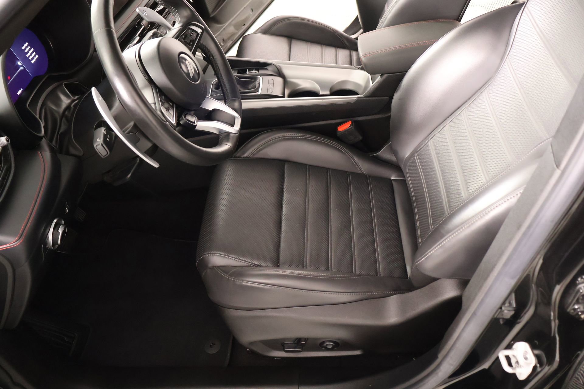 Used 2024 Dodge Hornet R/T Plus w/ Tech Pack Plus w/o Parking AWD/4WD image 12