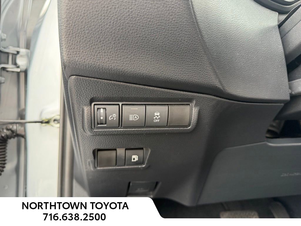 Used 2024 Toyota Corolla Cross S AWD/4WD image 10