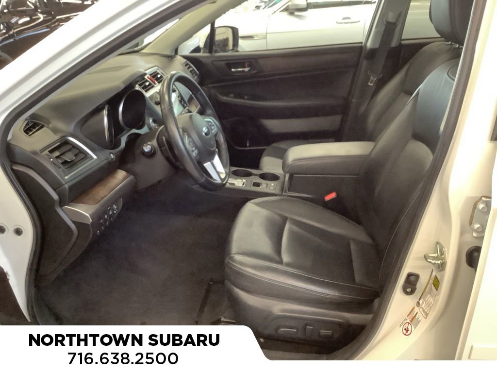 Used 2017 Subaru Outback 2.5i Limited AWD/4WD image 13