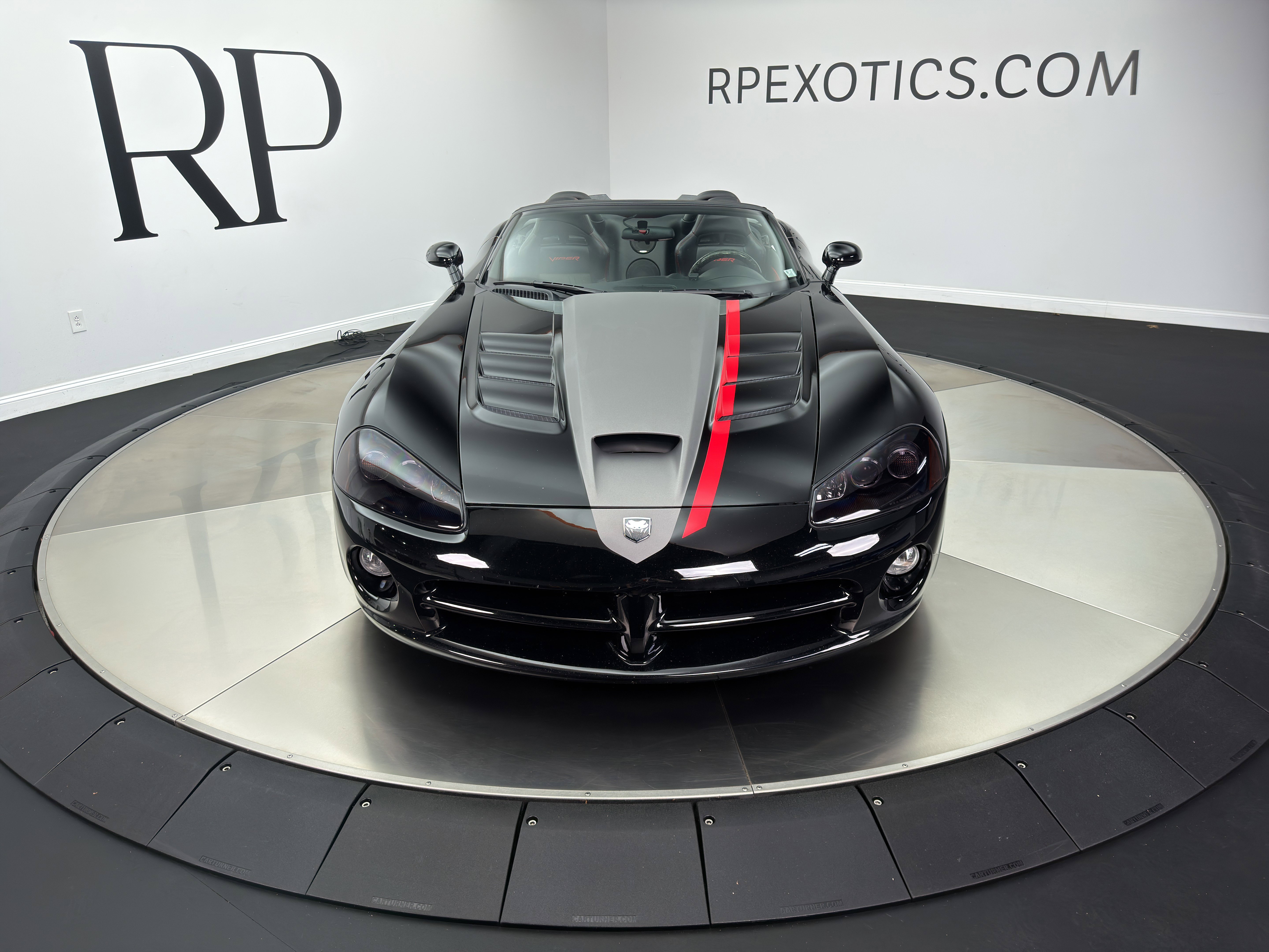 Used 2008 Dodge Viper SRT-10 w/ Protection Group RWD image 12