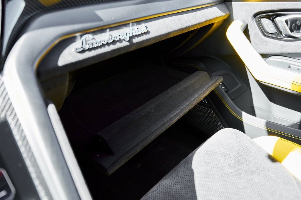 Used 2021 Lamborghini Urus AWD/4WD image 82