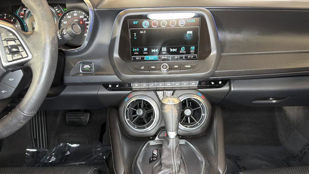 Used 2016 Chevrolet Camaro SS RWD image 16