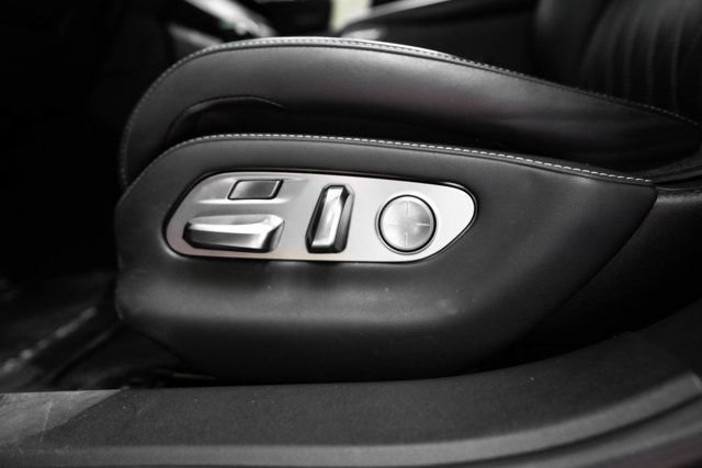 Used 2023 Lexus LS 500h AWD w/ Luxury Package image 36