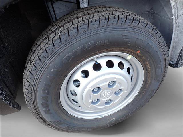 New 2026 RAM ProMaster 2500 w/ Convenience Group FWD image 7