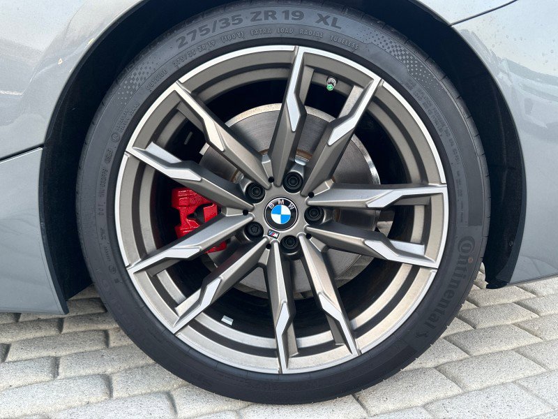 Used 2026 BMW Z4 M40i w/ Premium Package image 3