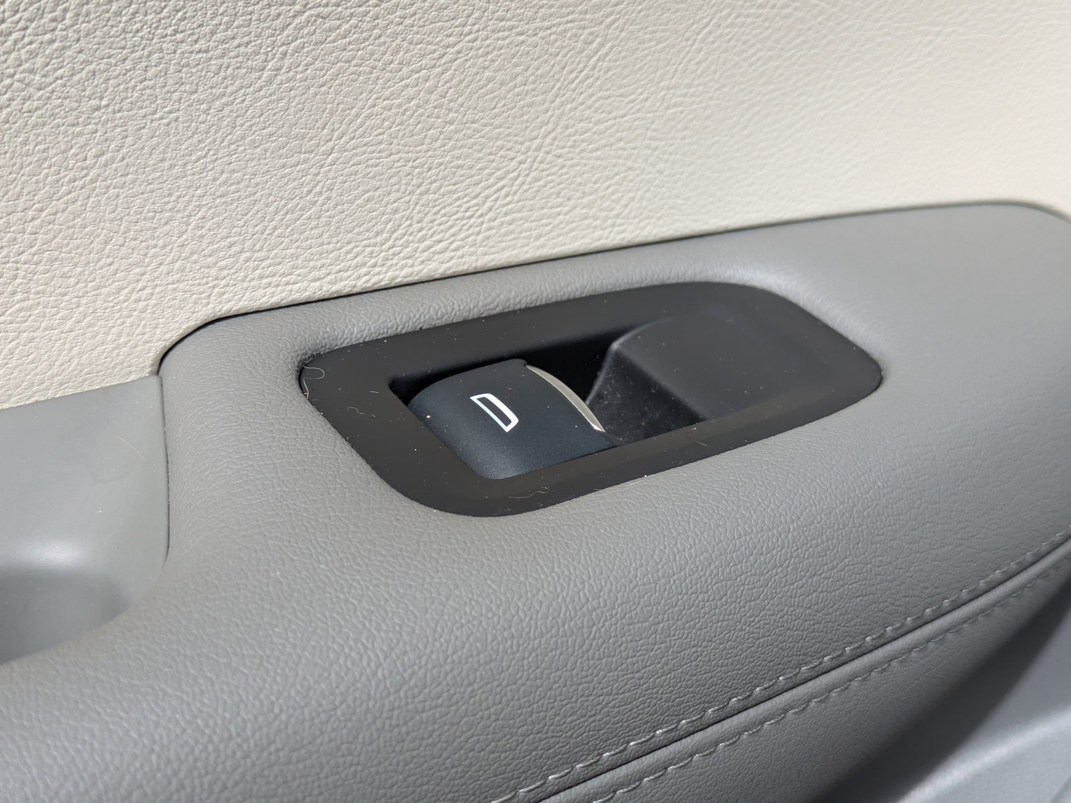 Used 2023 Cadillac XT6 Premium Luxury w/ Technology Package image 30