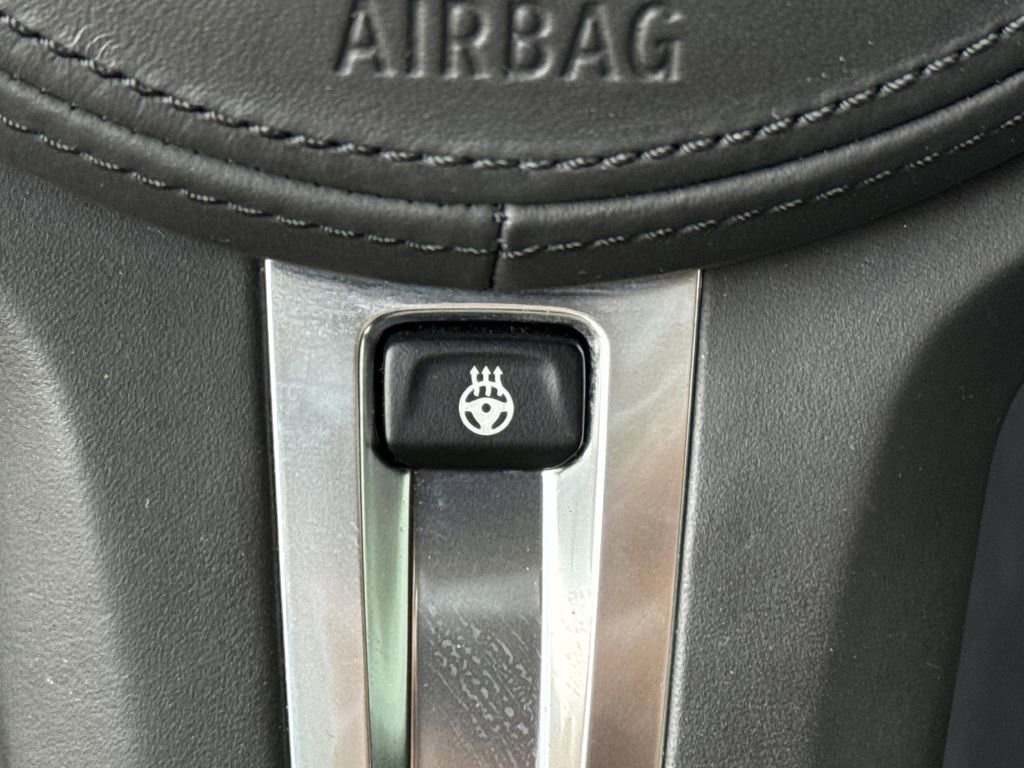 Used 2021 BMW 330i Sedan image 24