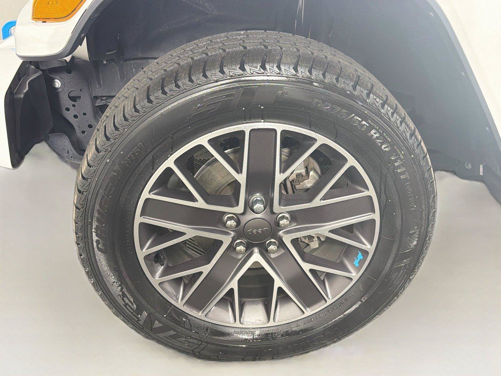 Used 2023 Jeep Wrangler Unlimited Sahara AWD/4WD image 34