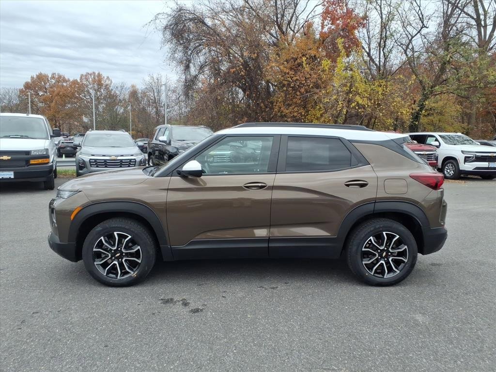 Used 2021 Chevrolet TrailBlazer ACTIV w/ Sun and Liftgate Package image 6