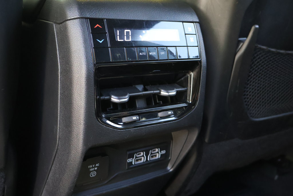 Used 2023 Jeep Grand Cherokee L Laredo AWD/4WD image 43