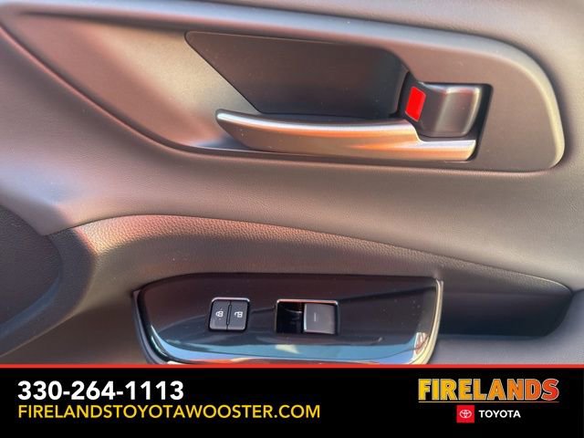 New 2026 Toyota Crown Platinum image 30