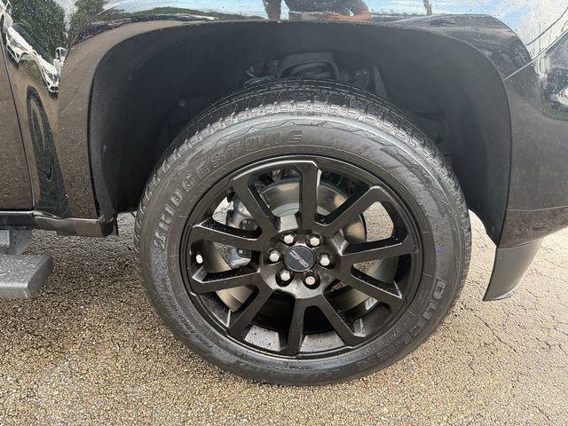 Certified 2022 GMC Canyon Denali w/ Denali Black Edition Package RWD image 18