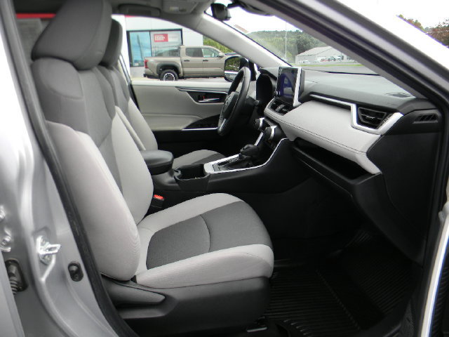 Certified 2024 Toyota RAV4 XLE w/ Convenience Package AWD/4WD image 24