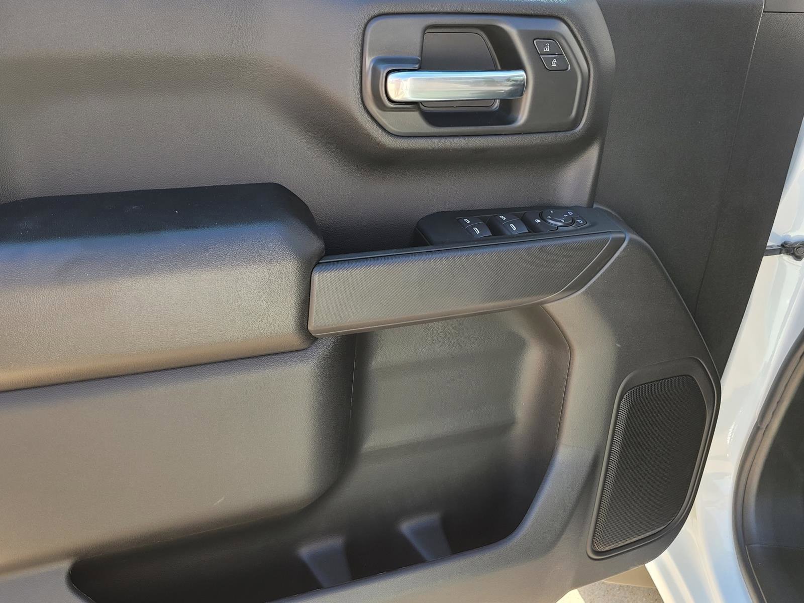 New 2026 Chevrolet Silverado 1500 Custom RWD image 12