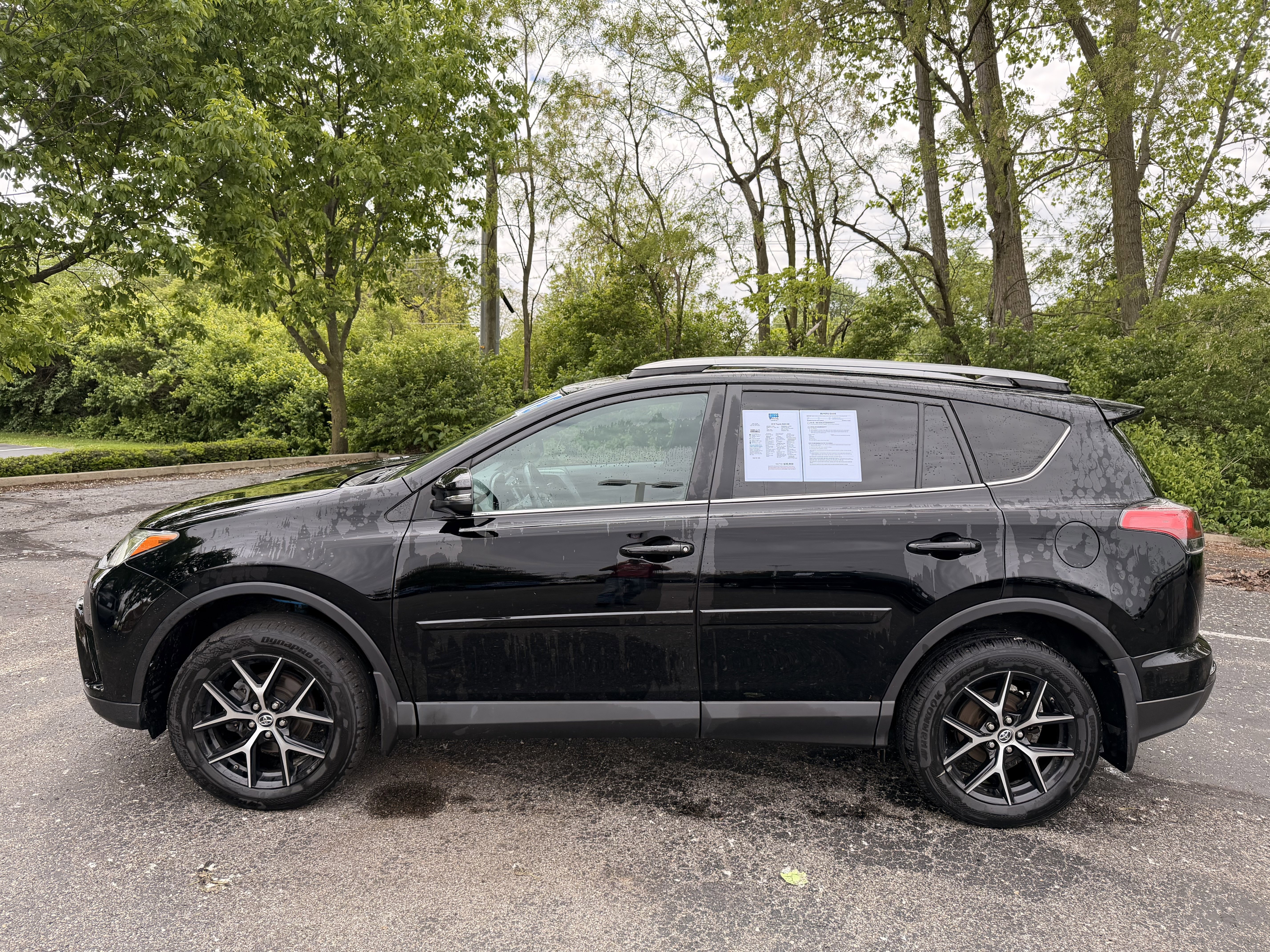 Used 2018 Toyota RAV4 SE w/ Protection Package AWD/4WD image 6