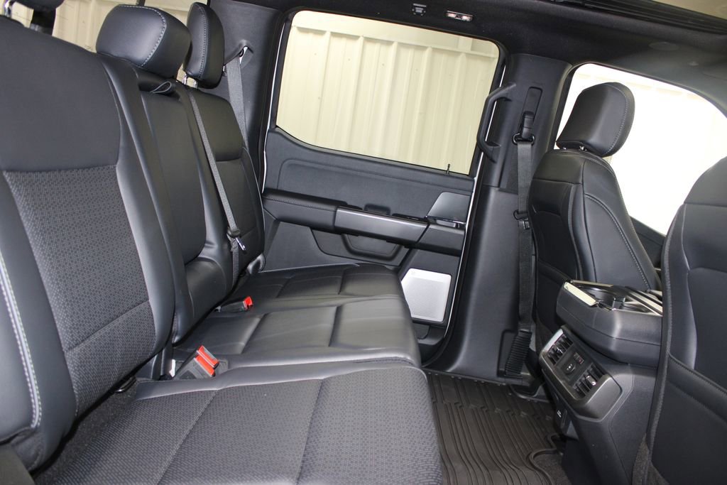 New 2026 Ford F150 Lariat w/ Equipment Group 502A High image 32